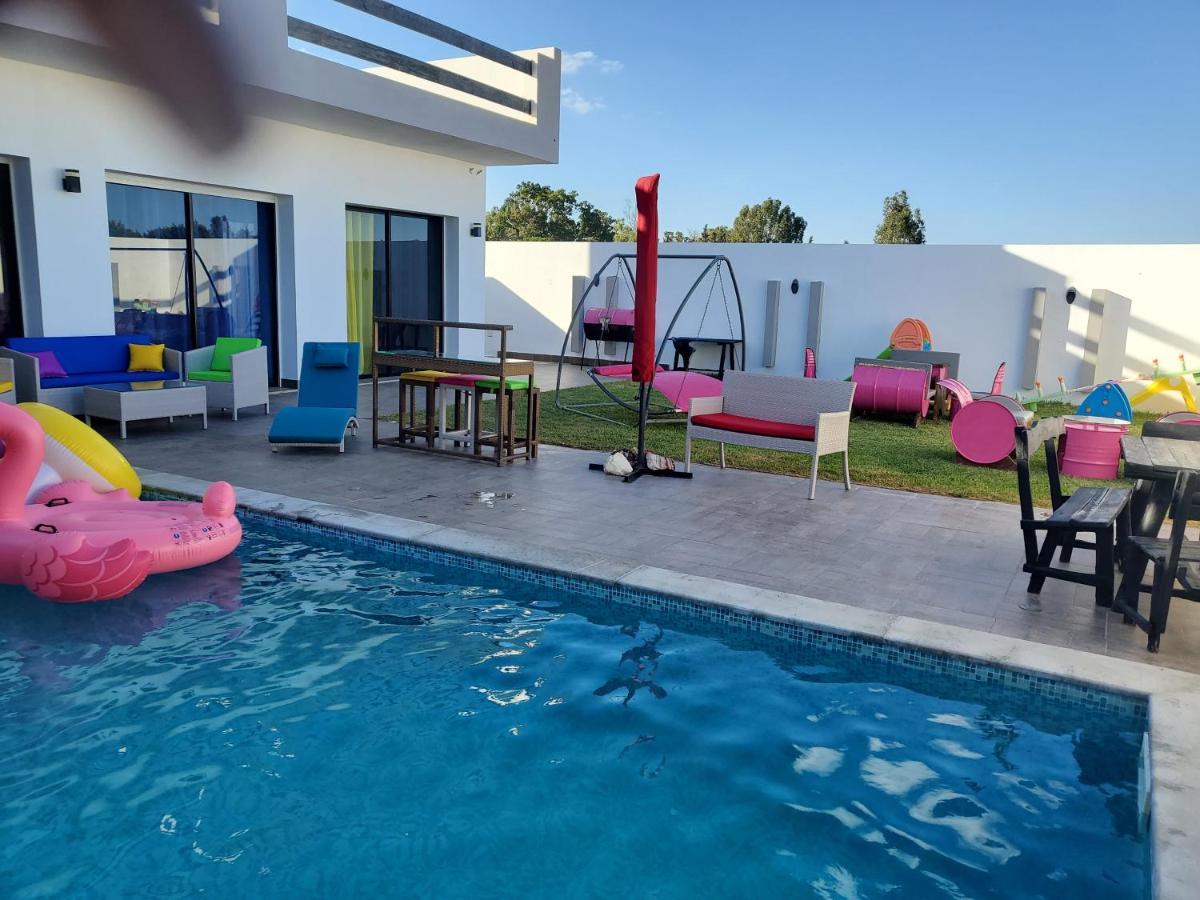 הוילה Yasmine Limo'S House מראה חיצוני תמונה