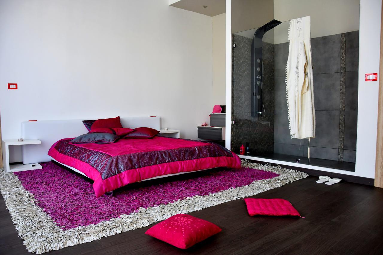 הוילה Yasmine Limo'S House מראה חיצוני תמונה