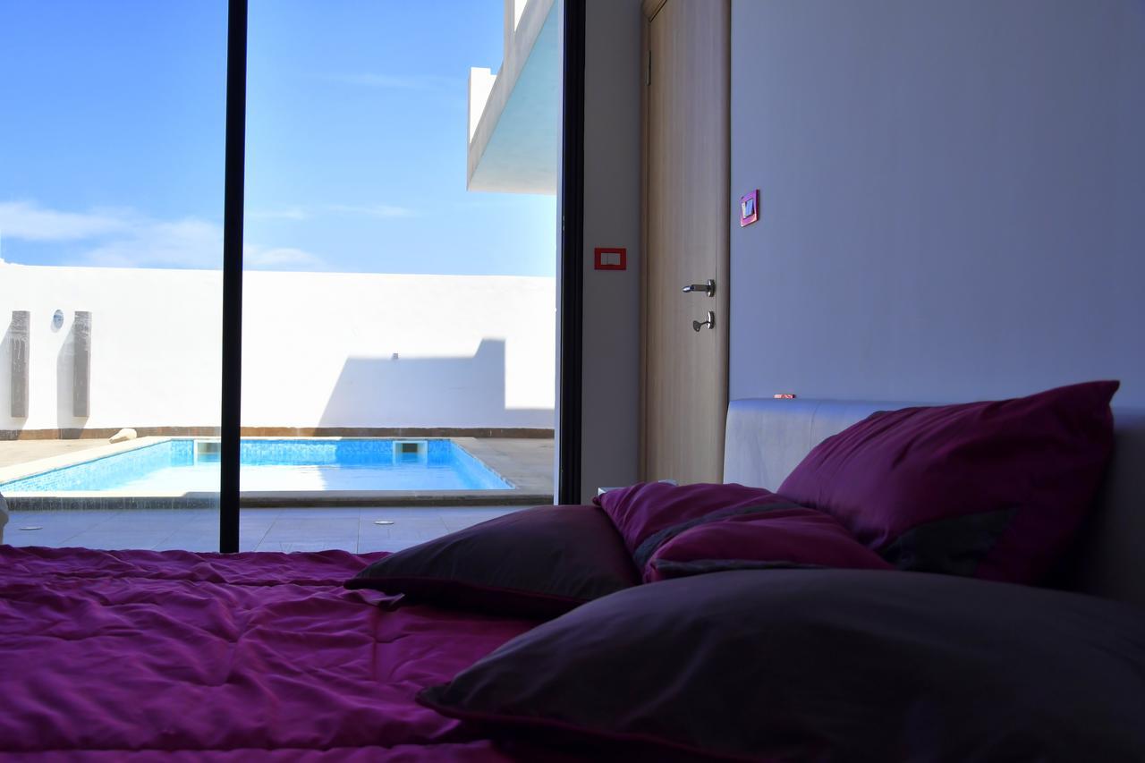 הוילה Yasmine Limo'S House מראה חיצוני תמונה
