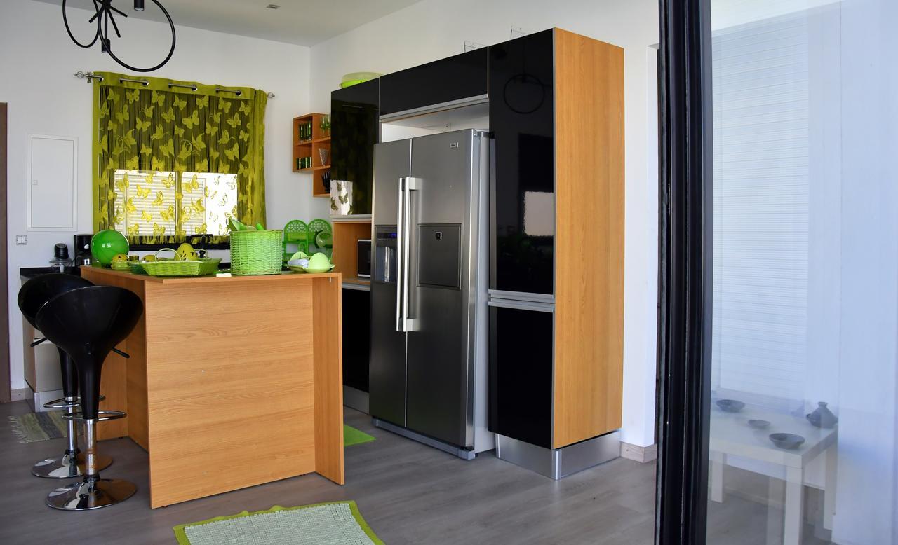 הוילה Yasmine Limo'S House מראה חיצוני תמונה