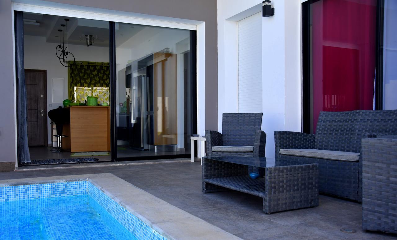 הוילה Yasmine Limo'S House מראה חיצוני תמונה